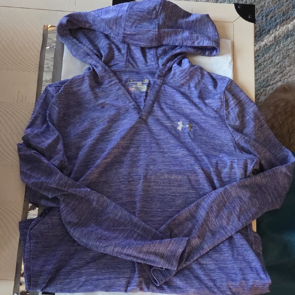 Under Armour Womens Vneck Hoodie Purple L